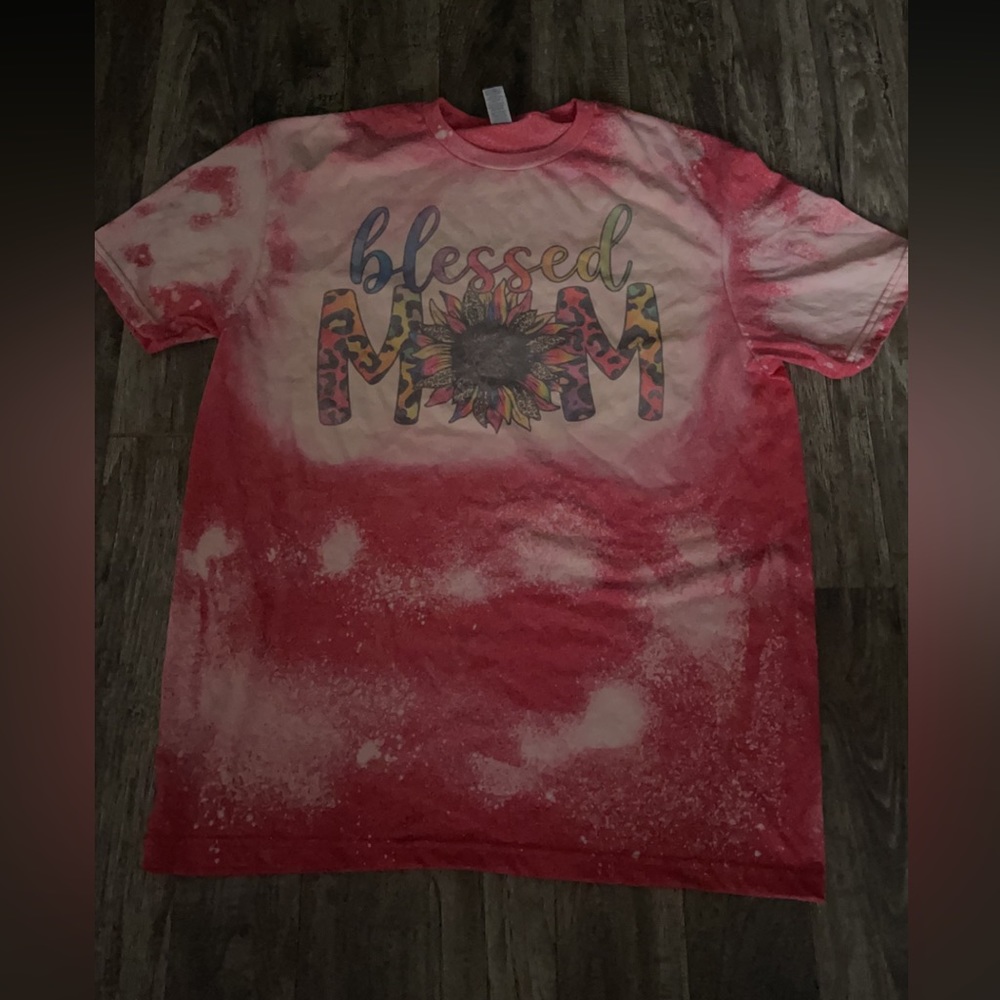 Blessed mom bleached t ❤️